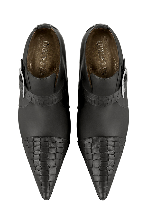 Women's dark grey elegant ankle boots, with buckles at the front. Pointed toe. High slim heel - Top view